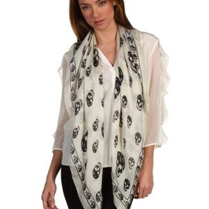 Alexander McQueen Ivory and Black Skull Scarf